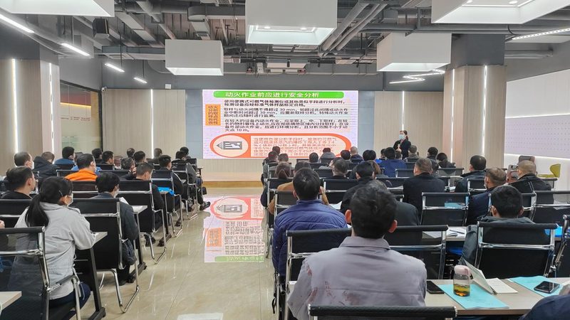 如何挑选一级建造师培训网校？揭秘选择标准与误区